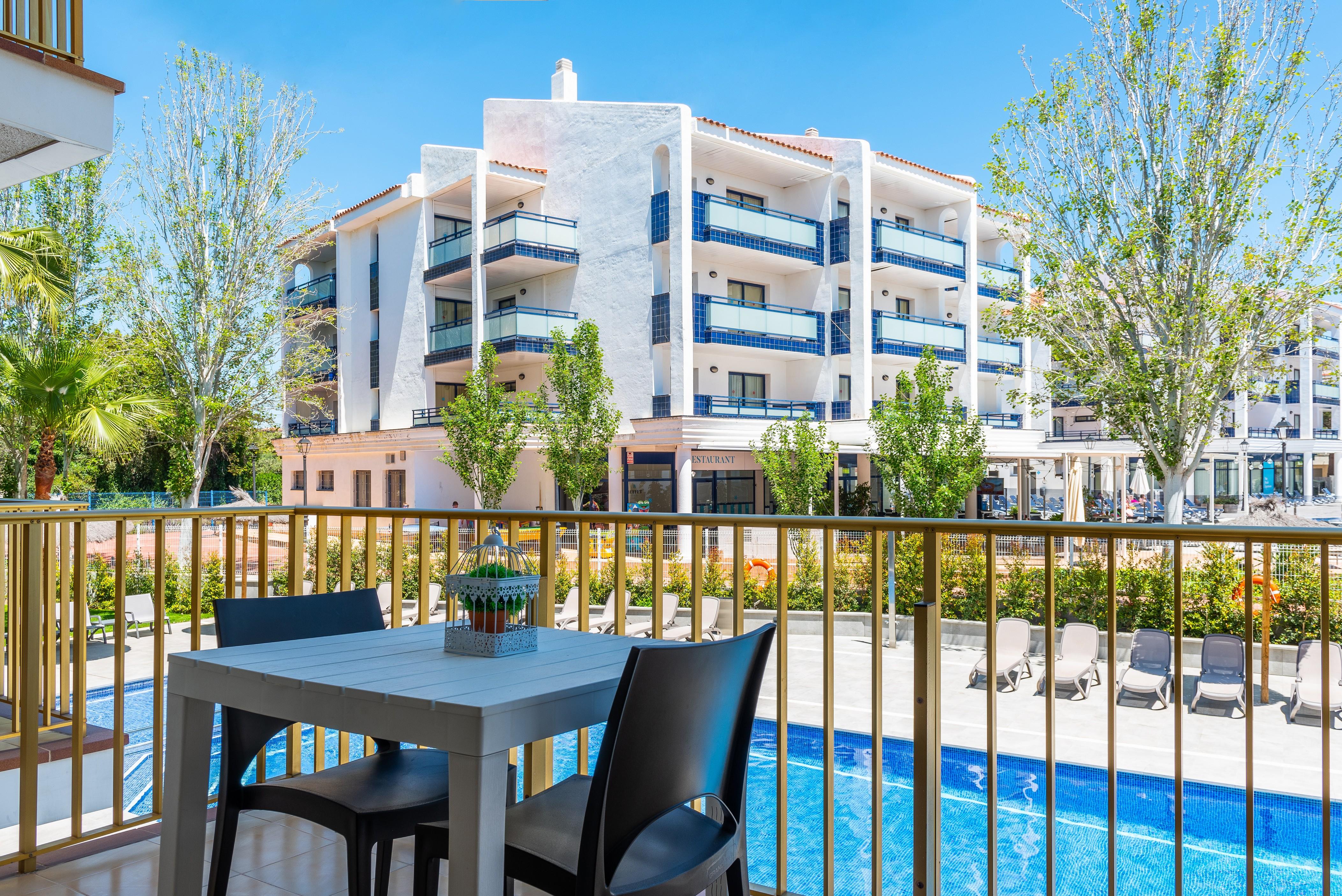 Rentalmar Pins Marina Cambrils Ngoại thất bức ảnh