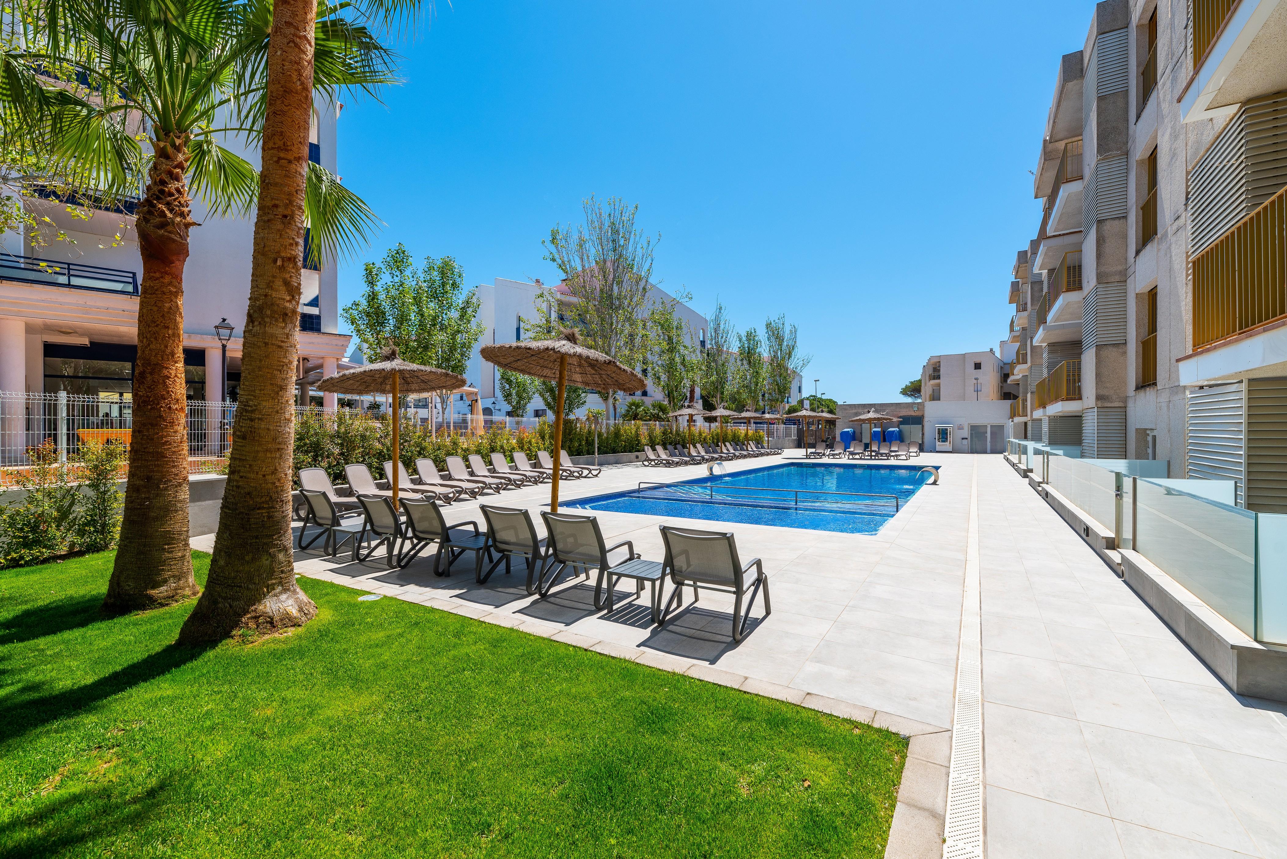 Rentalmar Pins Marina Cambrils Ngoại thất bức ảnh