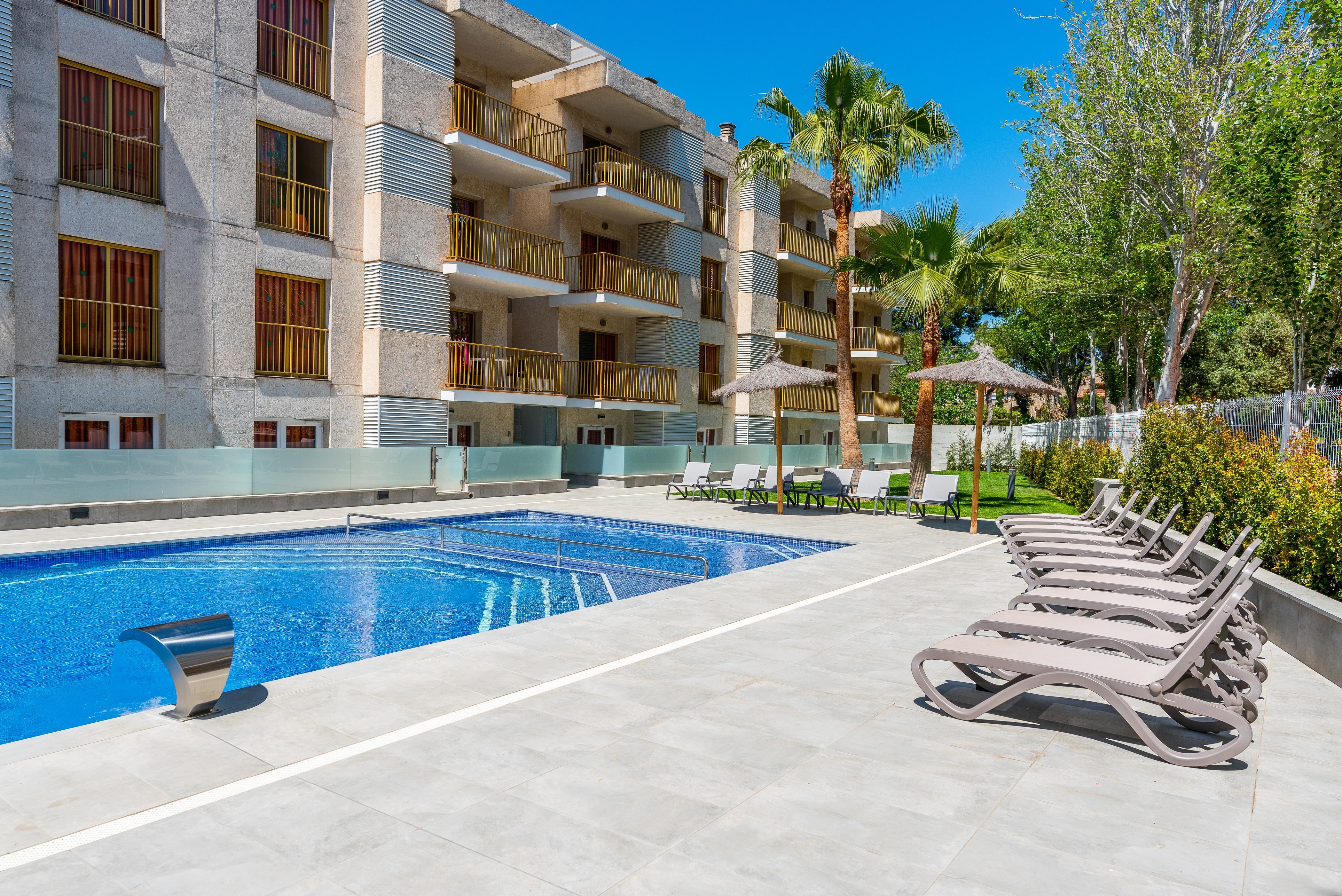 Rentalmar Pins Marina Cambrils Ngoại thất bức ảnh