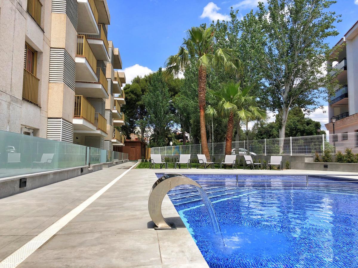 Rentalmar Pins Marina Cambrils Ngoại thất bức ảnh