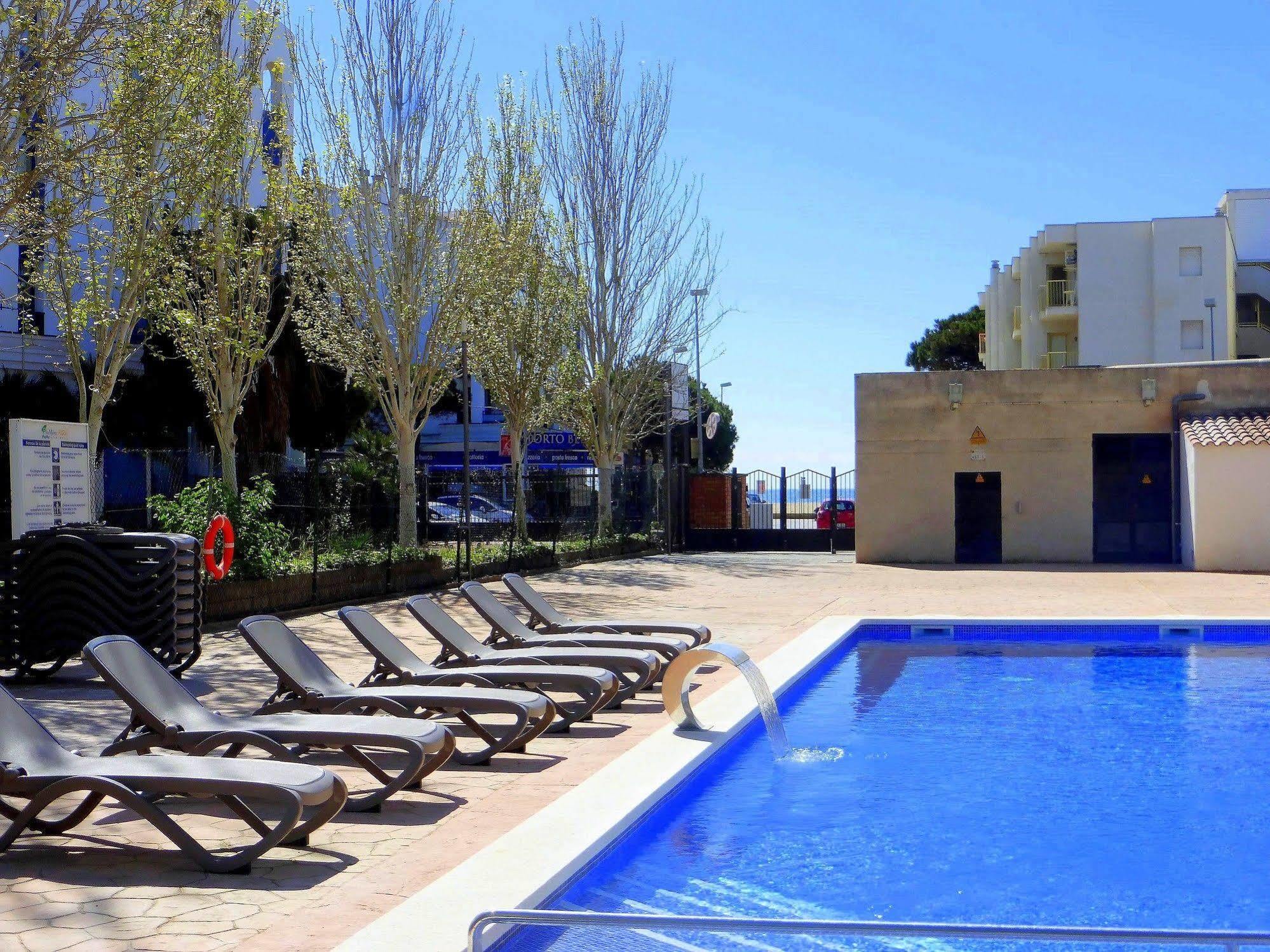 Rentalmar Pins Marina Cambrils Ngoại thất bức ảnh