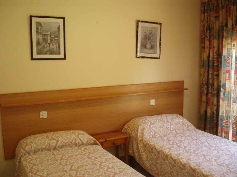 Rentalmar Pins Marina Cambrils Ngoại thất bức ảnh